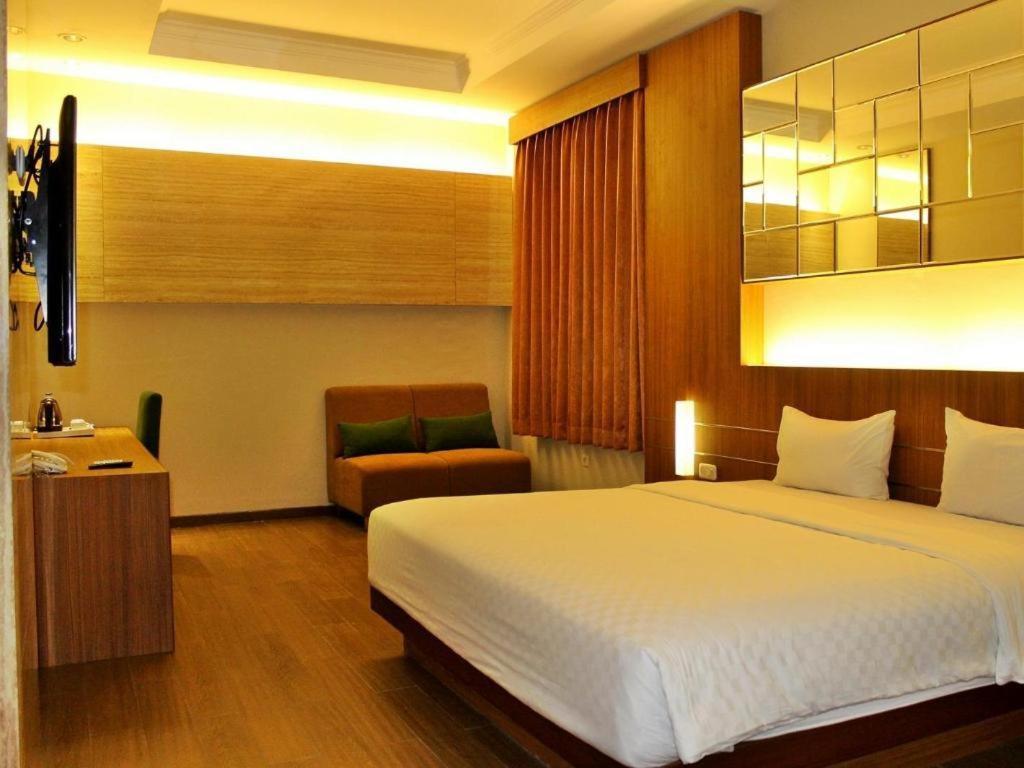 Lotus Hotel Subang Exterior foto