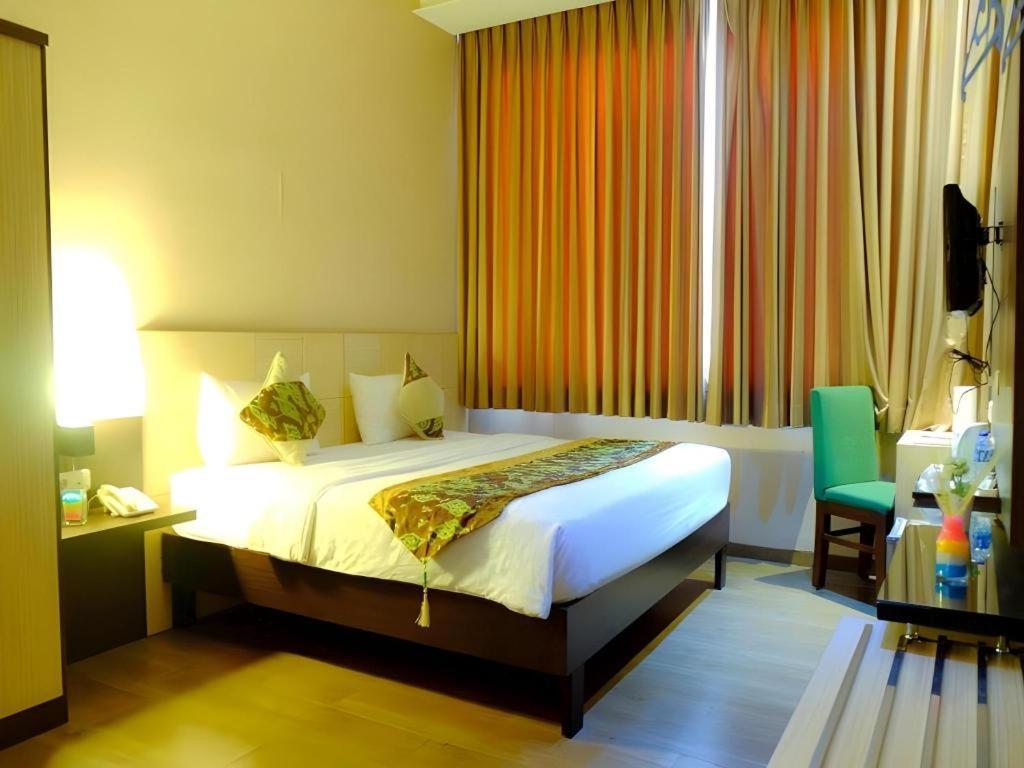 Lotus Hotel Subang Exterior foto
