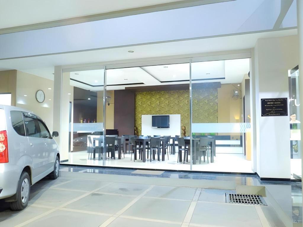 Lotus Hotel Subang Exterior foto
