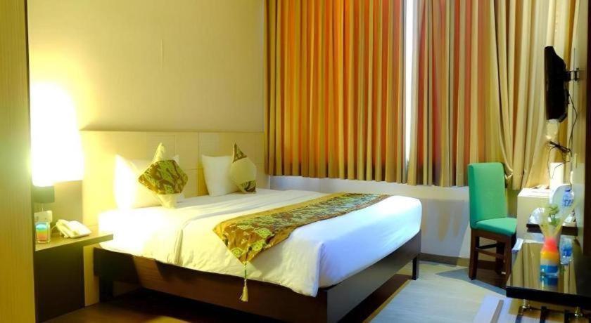 Lotus Hotel Subang Exterior foto