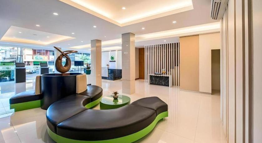 Lotus Hotel Subang Exterior foto